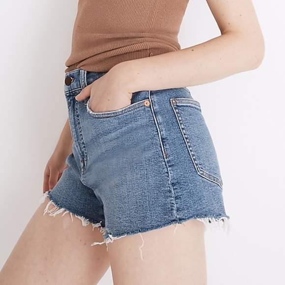 NWT Madewell Sz 24 THE PERFECT JEAN SHORT IN ELLACOTT WASH distressed light wash - Picture 2 of 11